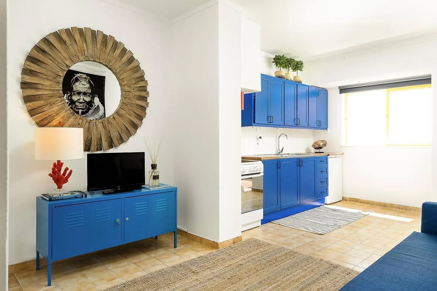 Stylish Apartment By Rocha Beach, Sleeps 5 Portimao Portugal
